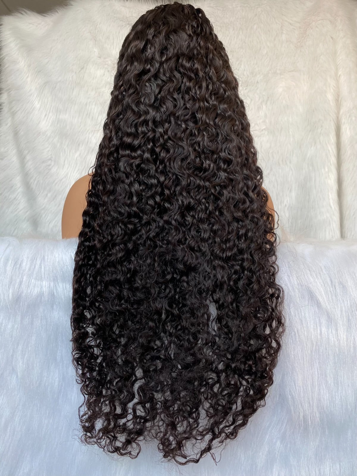 Peluca con ondas de agua